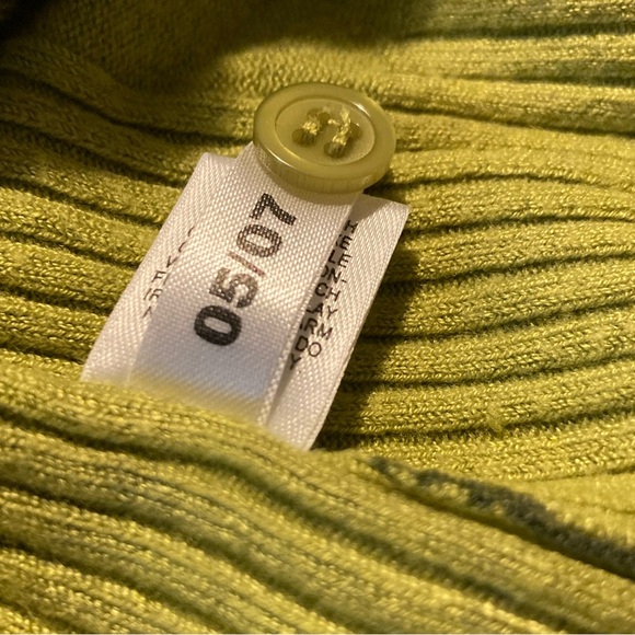 Express Snakeskin print cardigan, size medium - Picture 8 of 9